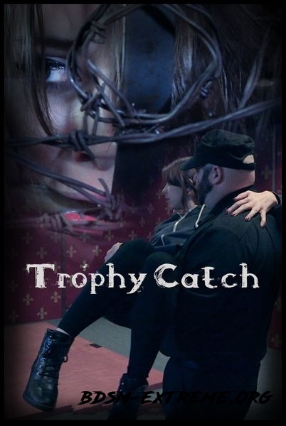Trophy Catch With Zoey Laine (2016/HD)